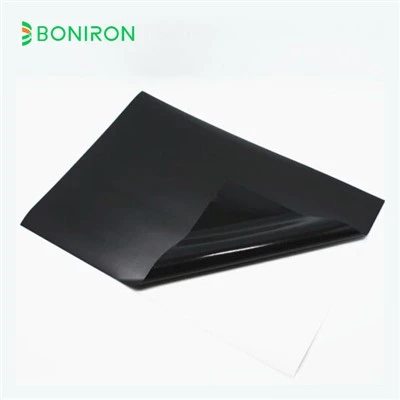 Nhãn tự dính PVC đen